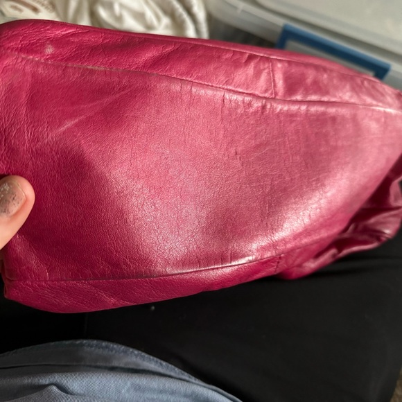 Magenta Marc by Marc Jacobs bag - Picture 9 of 10